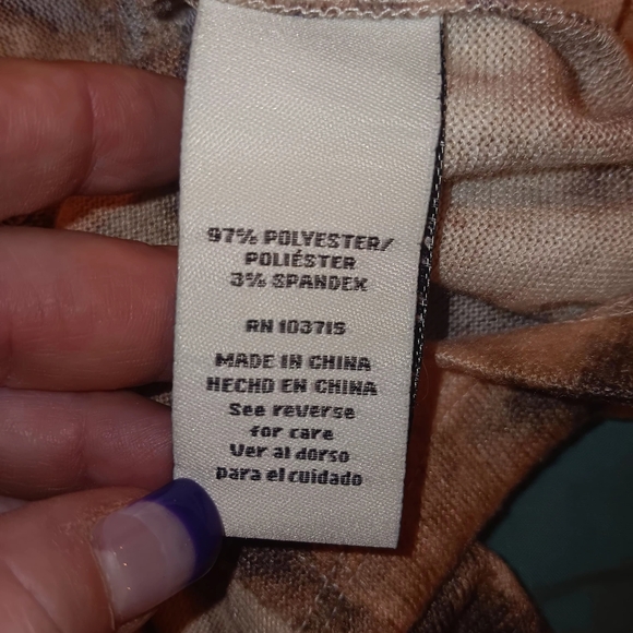 Zac & Rachel Woman's long sleeve printed Hacci top NWOT - Picture 5 of 5